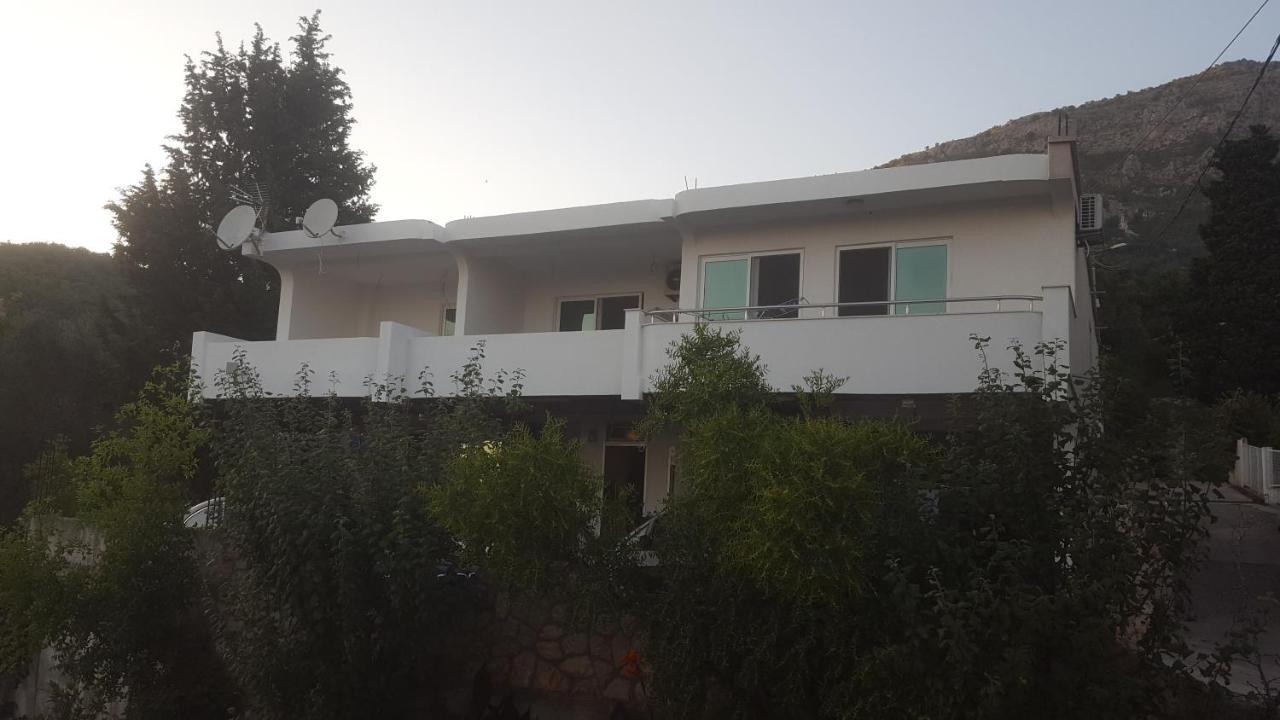 Holiday Home Kalicanin Бар Экстерьер фото