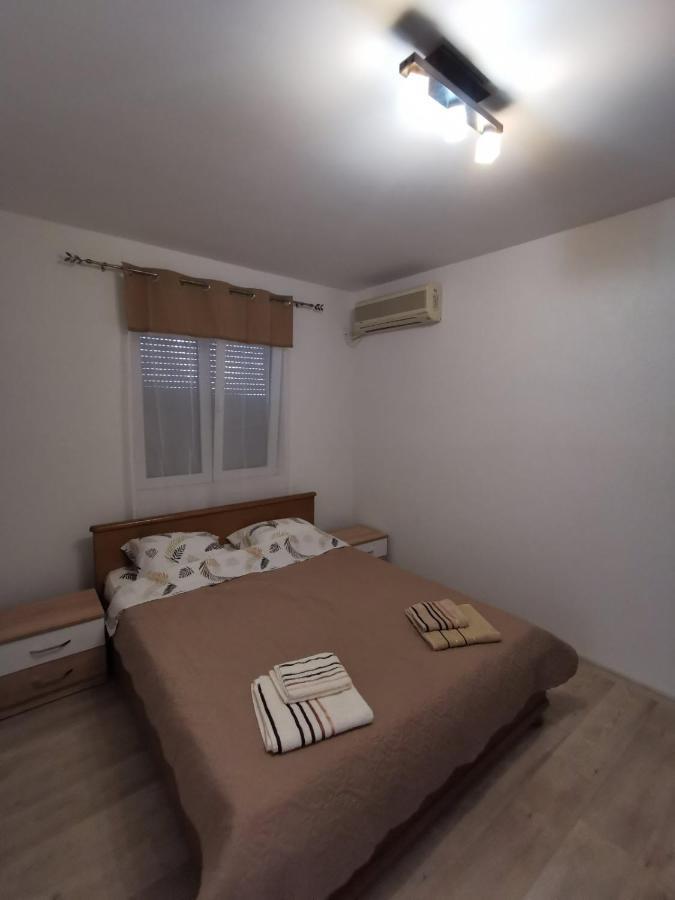Holiday Home Kalicanin Бар Экстерьер фото
