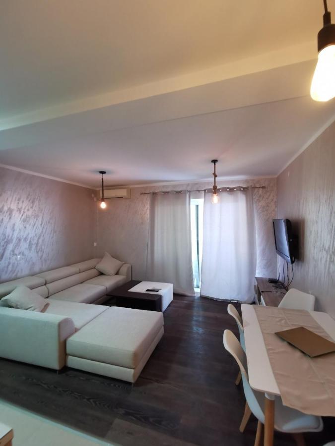 Holiday Home Kalicanin Бар Экстерьер фото