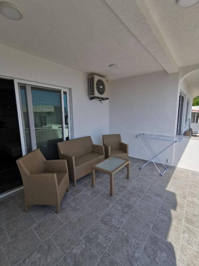 Holiday Home Kalicanin Бар Экстерьер фото