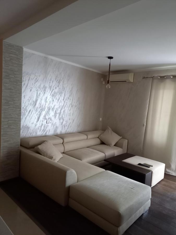 Holiday Home Kalicanin Бар Экстерьер фото